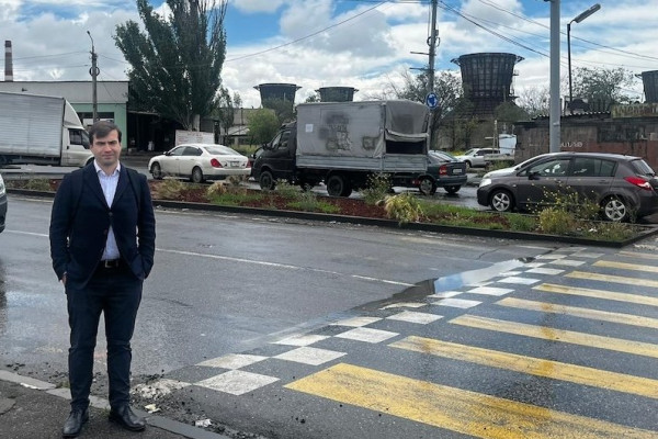 Roundabout gets pedestrian friendly infrastructure upgrades in Yerevan, Armenia